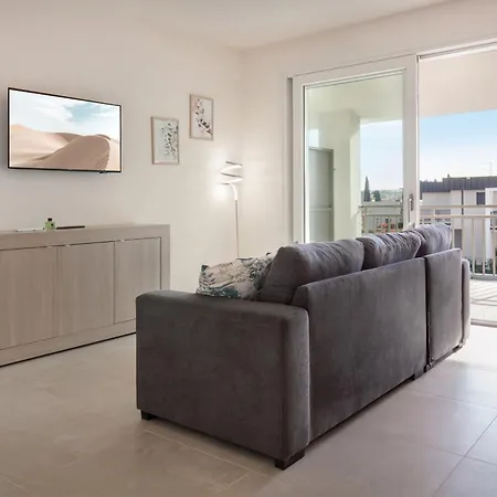 Ginestra Gialla With Pool *