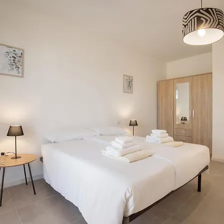 Ginestra Gialla With Pool Λατζίζε