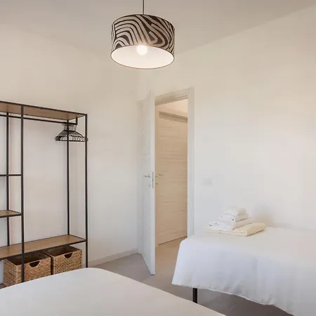 Ginestra Gialla With Pool Διαμέρισμα Λατζίζε