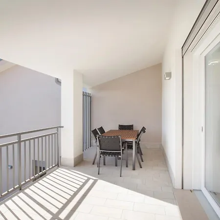 Διαμέρισμα Ginestra Gialla With Pool *