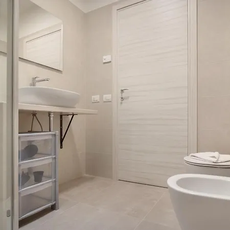 Ginestra Gialla With Pool Λατζίζε