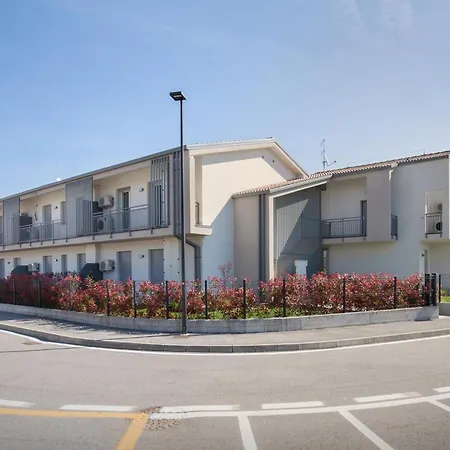 Ginestra Gialla With Pool * Λατζίζε